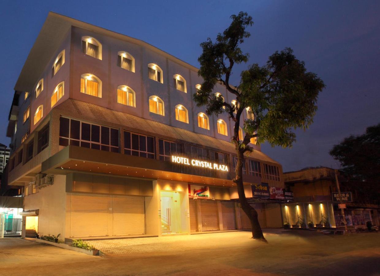 Hotel Crystal Plaza Kochi Exterior photo